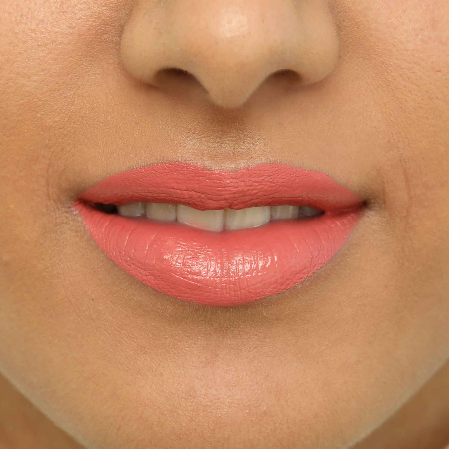 Rouge à lèvres pêche Lipstick peach 682 DARE TO STAND ALL TIGERS